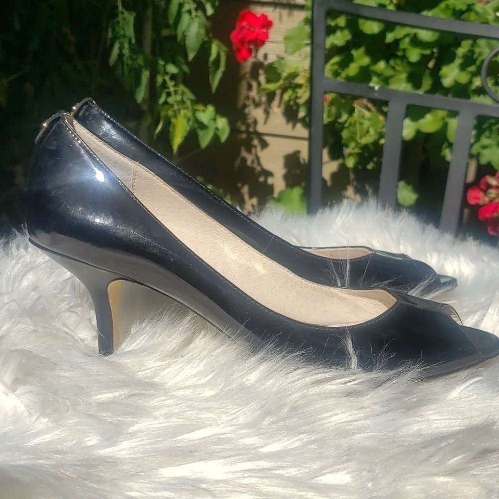 MICHAEL KORS Black Patent Peep Toe Heels 7